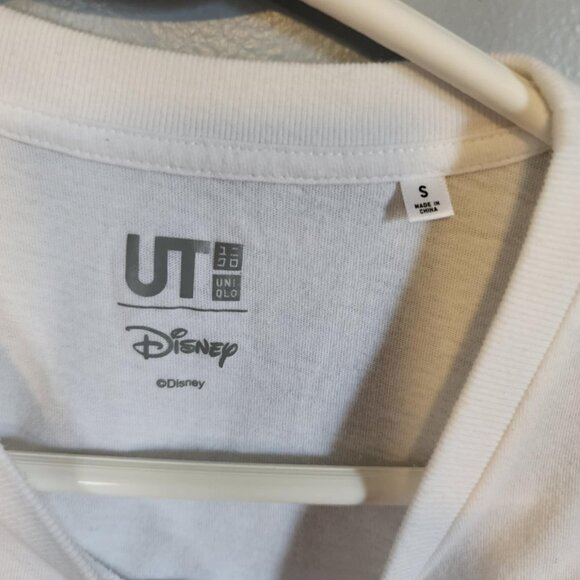 EUC Uniqlo Disney Mickey Mouse T-Shirt - Picture 4 of 4